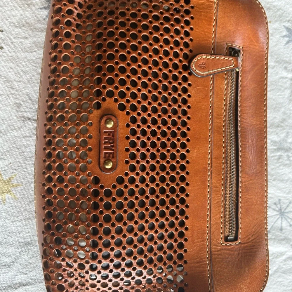 Unique Frye Cross Body - Picture 3 of 7
